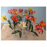  <p>Oversized tulpen</p>
<p>€ 2,50 p/s VERHUUR</p>
<p>17 bloemen / 105 x 25 cm (lxb) / zijde</p>