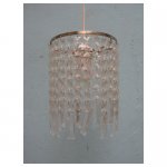 kristallen lamp 4 <p>€ 15,00 VERKOOP</p>
<p>1 stuk / 25 x 18 cm (lxb) / glas</p>