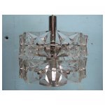 kristallen lampen serie <p>€ 650,00 VERKOOP (alleen als serie te koop)</p>
<p>3 verschillende lampen / 35 x 28 cm (lxb) / kristal</p>